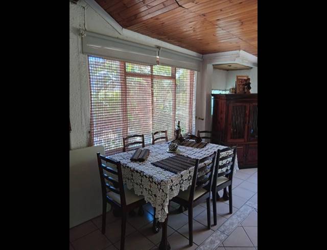 6 BEDROOM HOUSE FOR SALE IN KENWYN